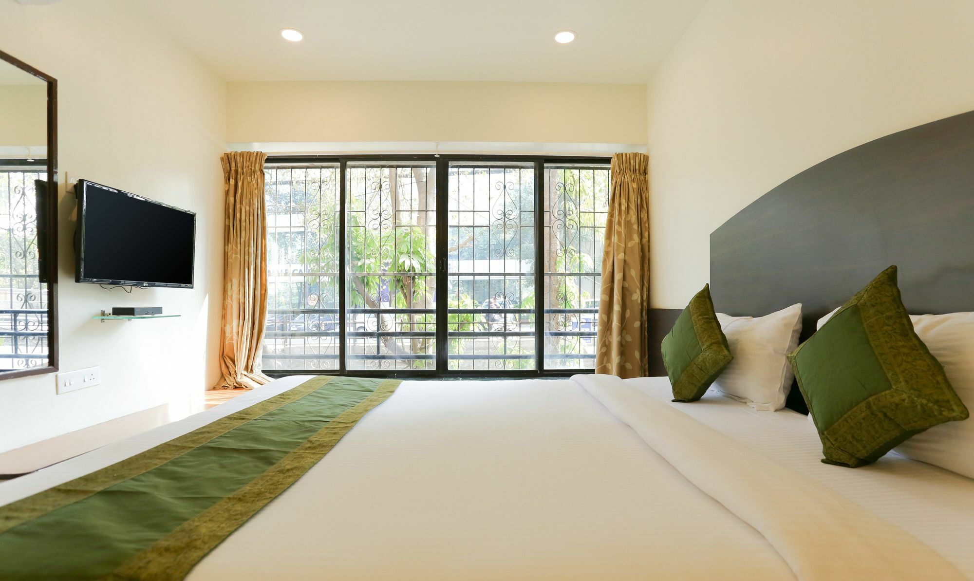 ทรีโบ ทริป ฮิลล์ วิว เอ็กซ์ เดคแคน Hotel ปูเน่ ภายนอก รูปภาพ