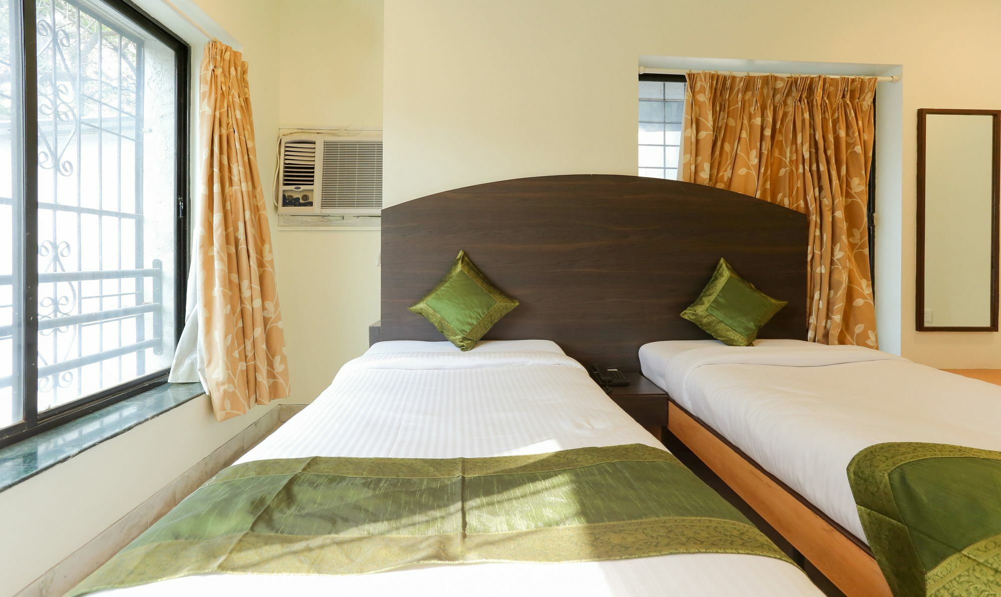 ทรีโบ ทริป ฮิลล์ วิว เอ็กซ์ เดคแคน Hotel ปูเน่ ภายนอก รูปภาพ