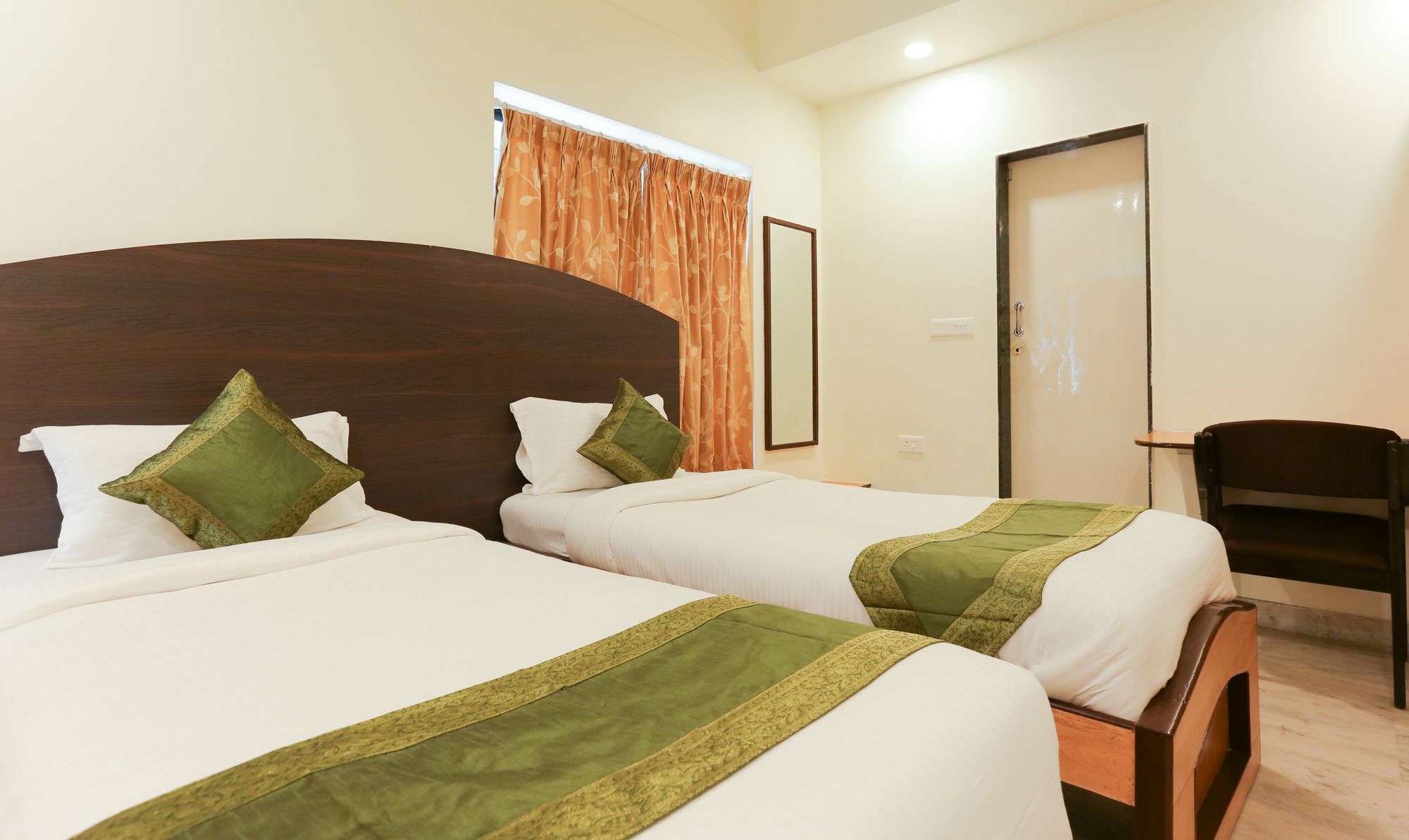 ทรีโบ ทริป ฮิลล์ วิว เอ็กซ์ เดคแคน Hotel ปูเน่ ภายนอก รูปภาพ