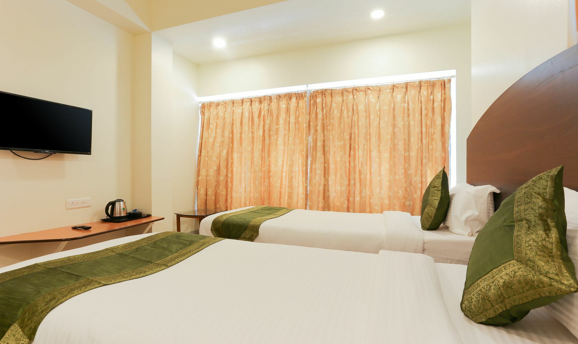 ทรีโบ ทริป ฮิลล์ วิว เอ็กซ์ เดคแคน Hotel ปูเน่ ภายนอก รูปภาพ