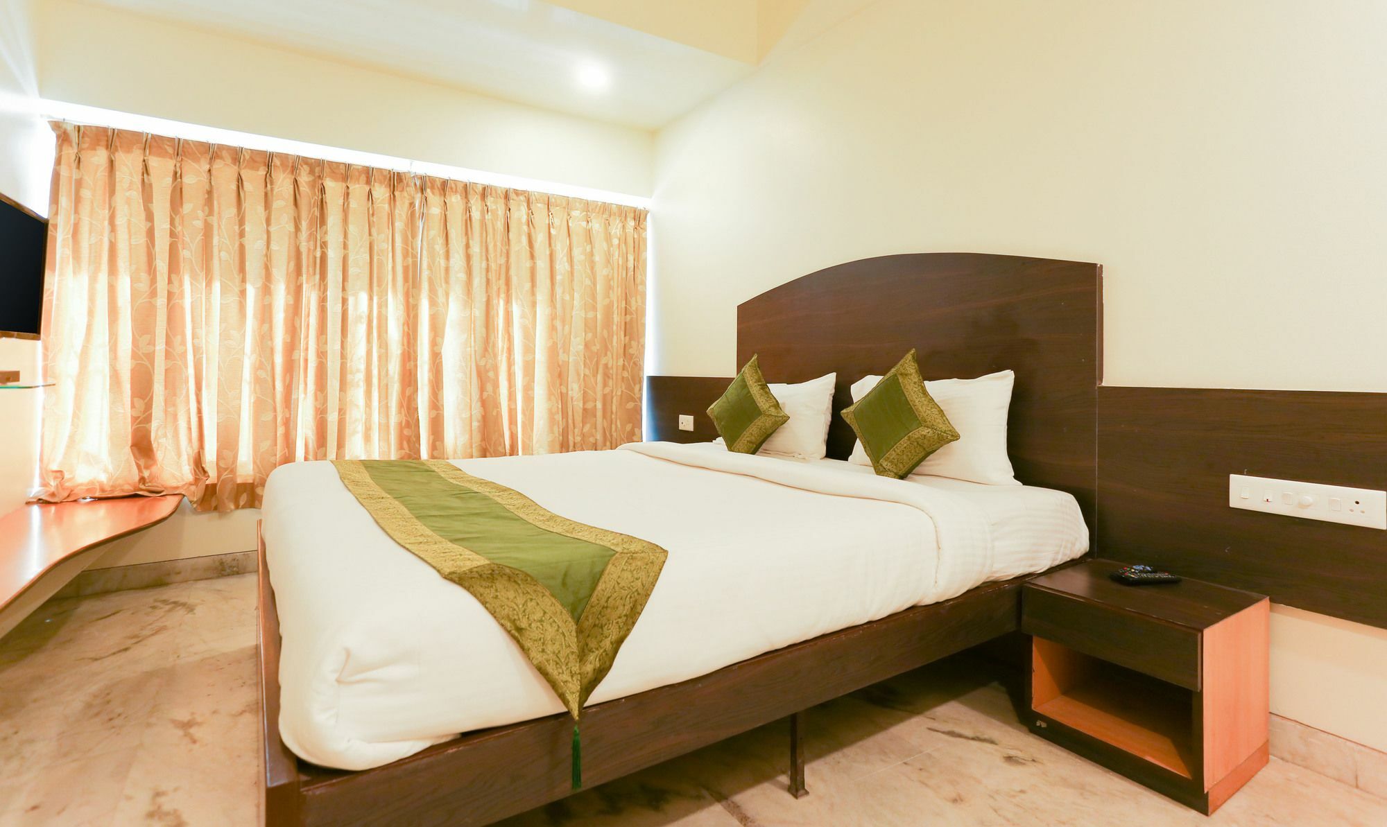 ทรีโบ ทริป ฮิลล์ วิว เอ็กซ์ เดคแคน Hotel ปูเน่ ภายนอก รูปภาพ